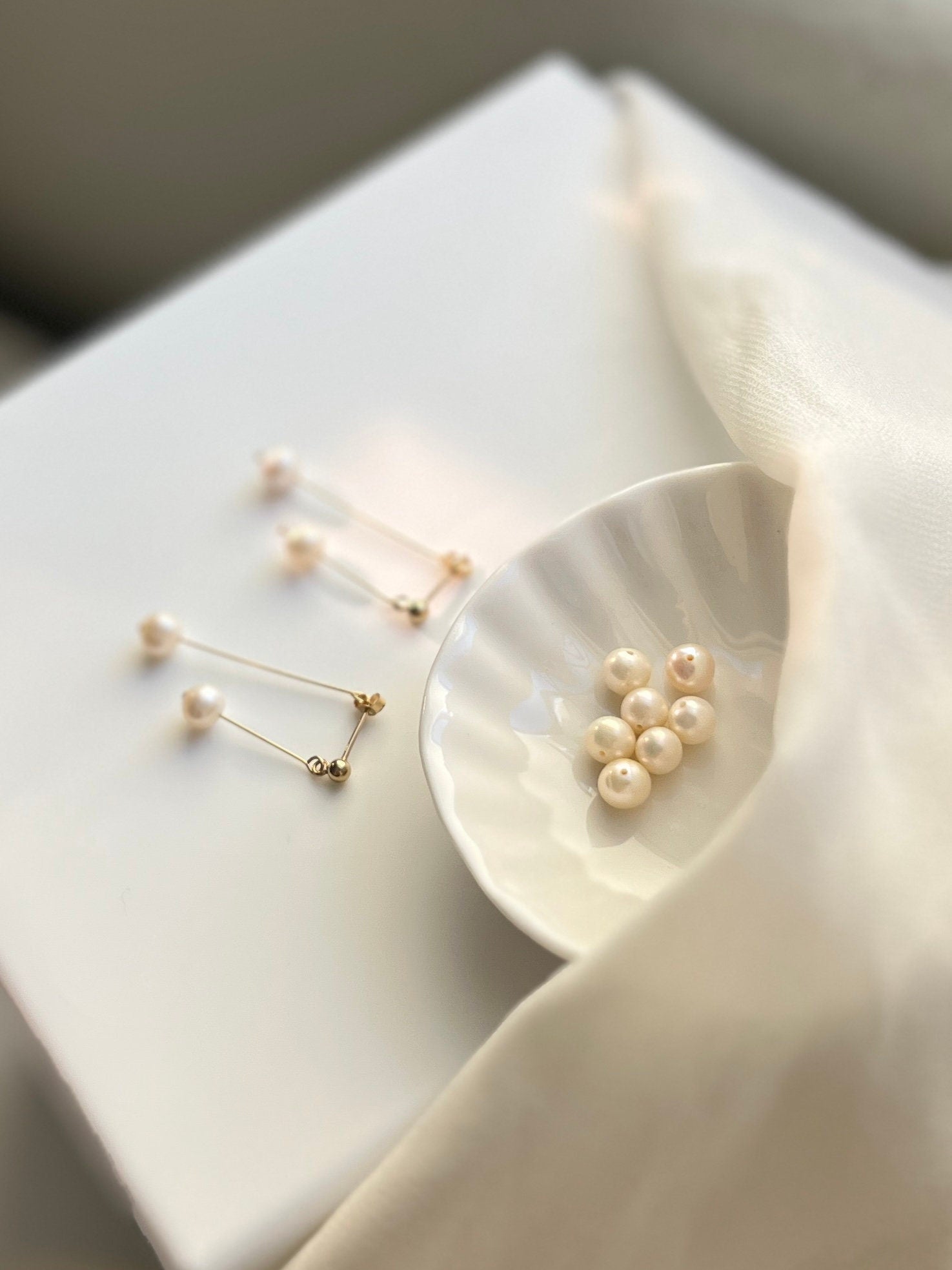Buy Natural Freshwater Baroque Pearl Jhumka Earrings / 62x35mm Matte Gold Freshwater  Pearl Earrings / Handmade Bridal Wedding Jewelry / Gift Online in India -  Etsy