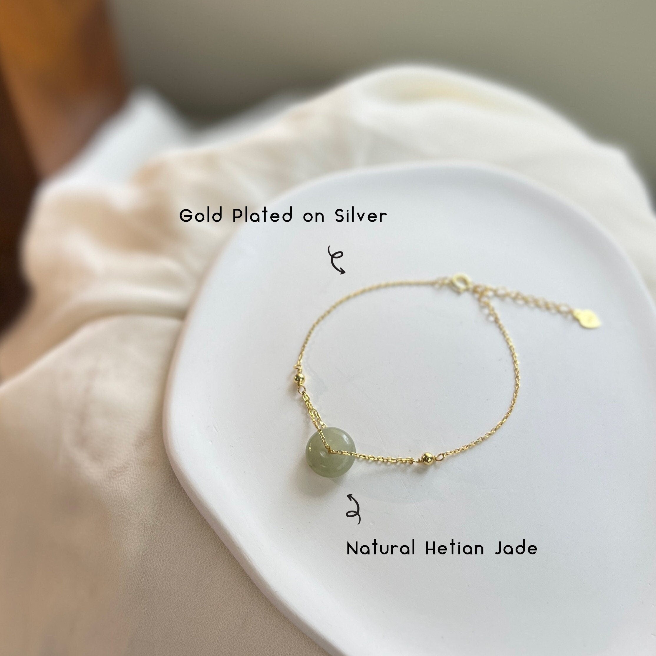 Exquisite Designer Bracelets: Van Cleef, Red Agate, Jade And Gold Bracelet,  Chalcedony, And Five Girl Color Handpiece For Lucky Live Events From  Logofashion, $1.01 | DHgate.Com